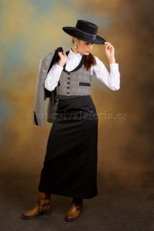 FALDA CAMPERA COLOR NEGRO