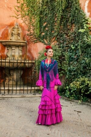 Traje de flamenca buganvilla lunar pequeño modelo Mercedes Colección Errepé