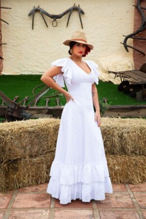 Bata rociera de color blanco modelo Triana