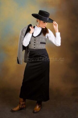 Black women&#39;s skirt