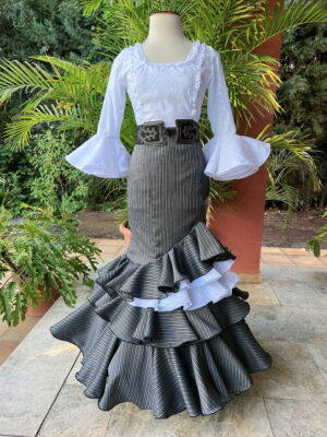 Saia de flamenco preto e branco modelo Marisma