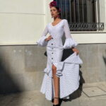 Falda de Gitana modelo Cádiz blanco con lunares negros