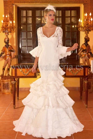 Flamenco wedding dress by Guadalupe Moda Flamenca