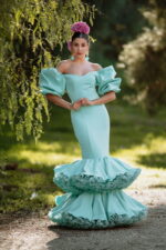 [新品] フラメンコ衣裳・モデルMalagueño・Made in Spain Malagueña model flamenco dress in aqua green color - Viva la Feria