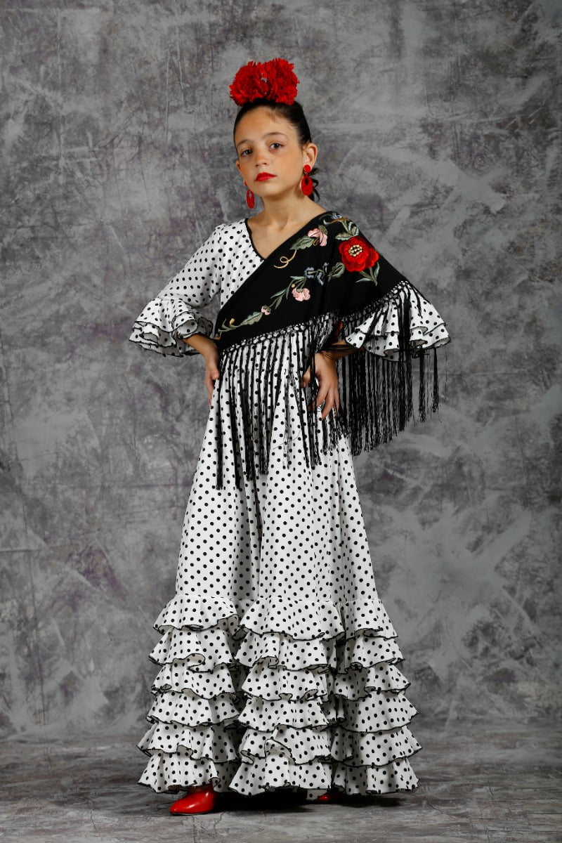黒い水玉模様の白いフラメンコドレス、カラモデル - ビバ・ラ・フェリア