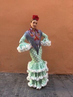 Traje de Gitana Verde Lunares Blanco Modelo Canela